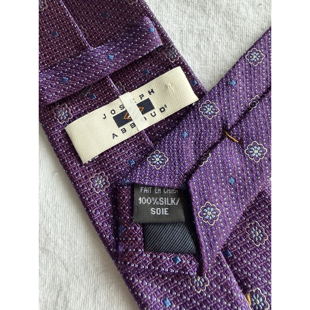 Joseph Abboud	Royal Purple Floral Medallion Woven Jacquard 100% Silk Tie Necktie